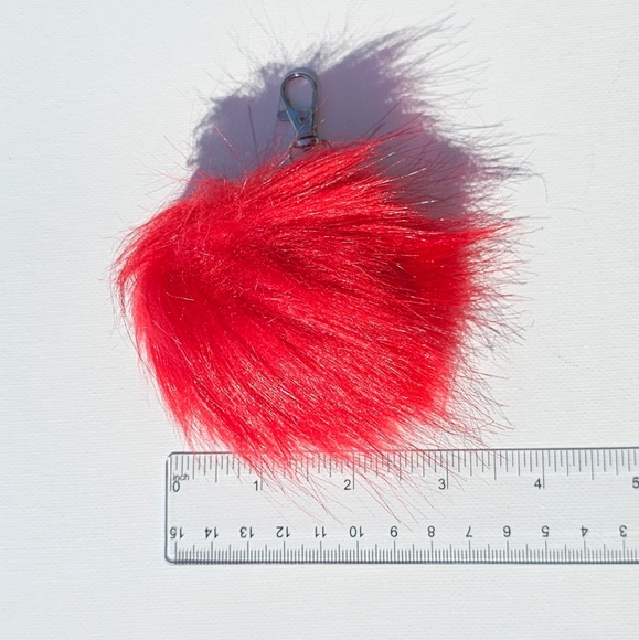 ❌️Sold❌️ Furry Puff Ball Bag Charm & Key Ring - Red/Silver - Picture 3 of 3